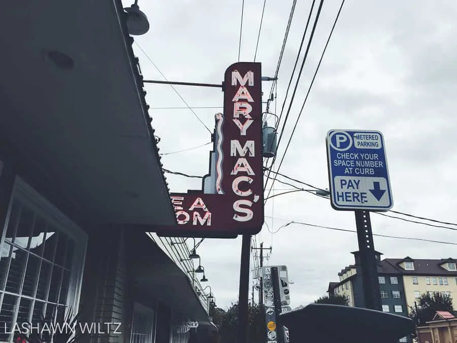 This saturday, we went to Mary Macs in Atlanta for lunch