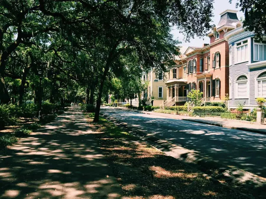 Beautiful houses in Savannah, georgia