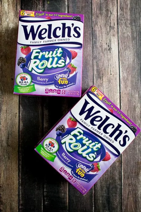 Include these welch's fruit rolls in your sports mom survival kit
