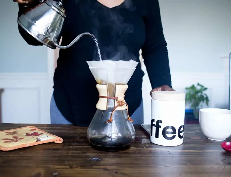let it bloom with your pour over coffee at home 