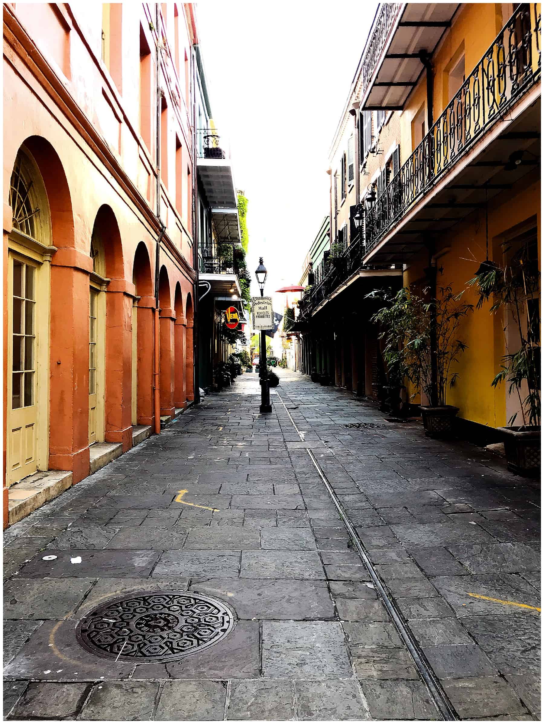 walking in new orleans at night