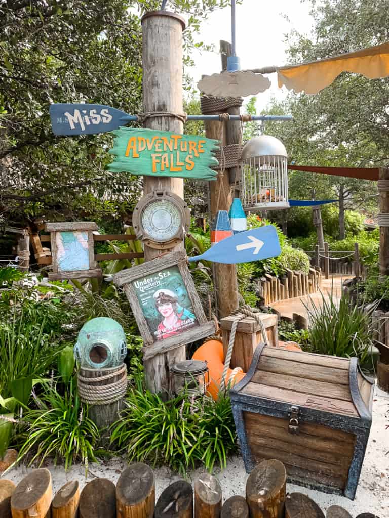 Disney Typhoon lagoon Adventure Falls 